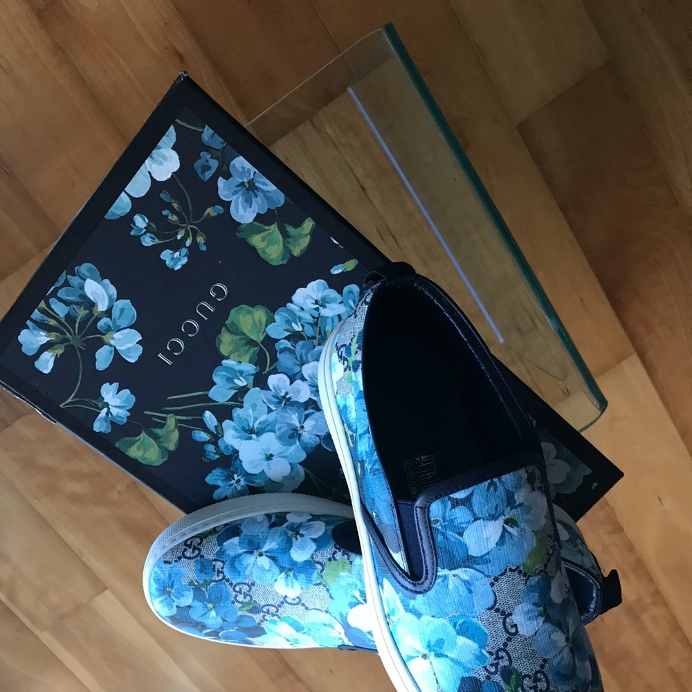 Gucci Blue Flower Print Sneakers